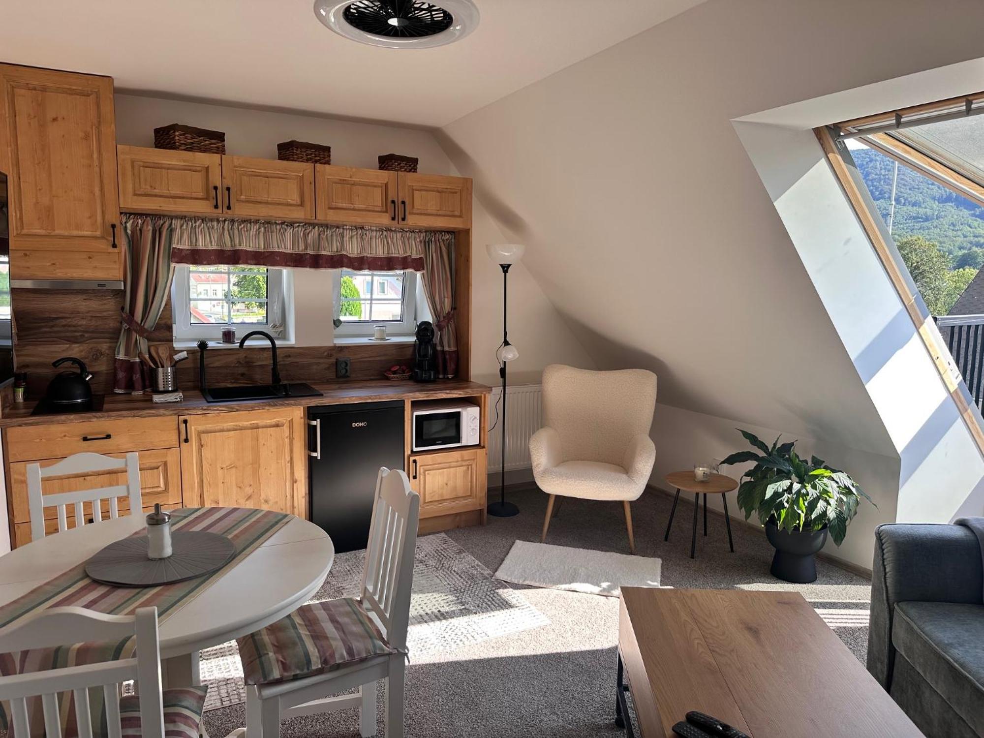 Apartmany Hanicka Хейнице Екстериор снимка